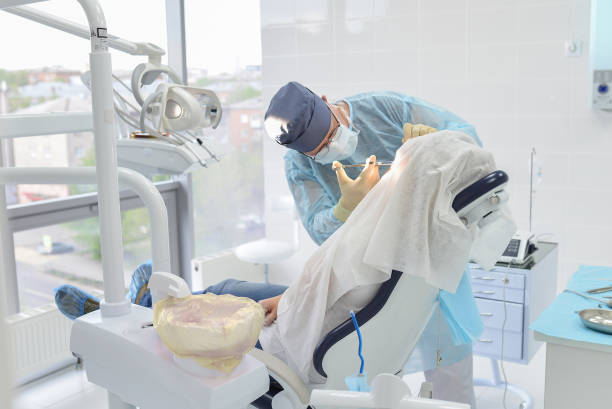 Best Emergency Dental Care for Broken or Chipped Teeth in West Samoset, FL